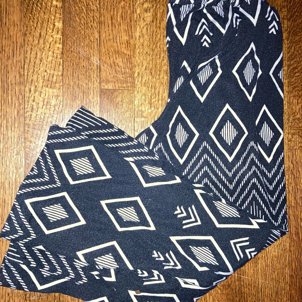Hot Tempered Petite lounge pants